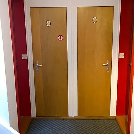 Bernerhof & Отель 3*